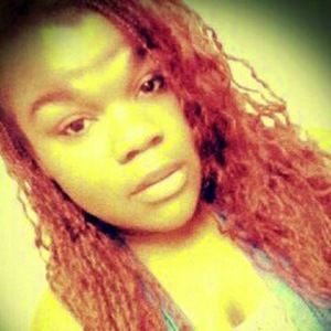 Meet your Posher, Briana